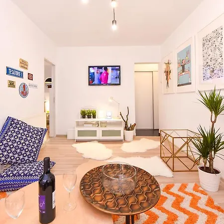 Amzei 3rooms Designed Bucharest
