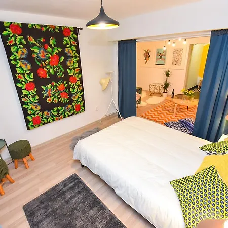 Appartement Amzei 3rooms Designed Boekarest